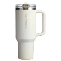 Stanley Quencher® ProTour 1180 ml termoizolowany kubek ze słomką, wykonany z recyklingowanej stali nierdzewnej 
